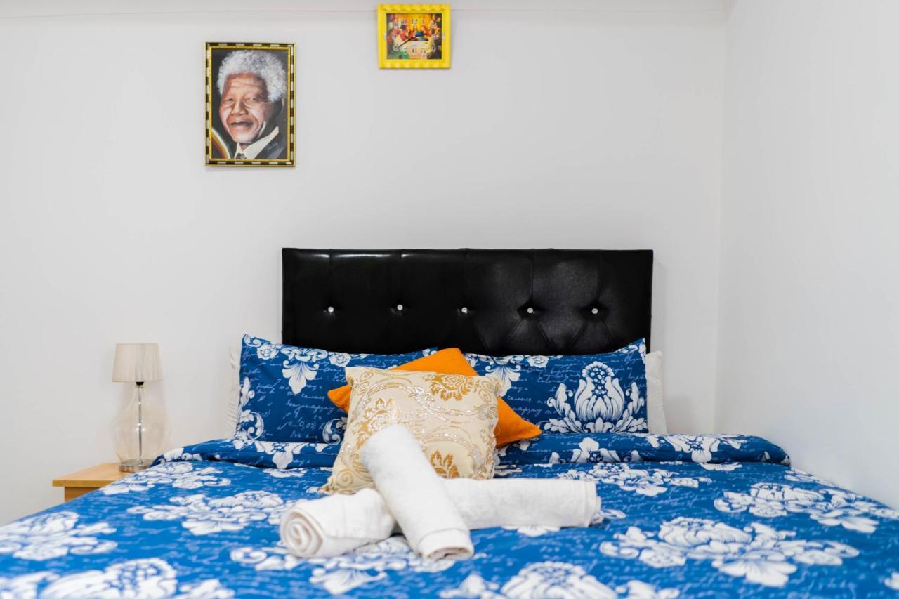 Albrine Lodge Беллвілл Екстер'єр фото